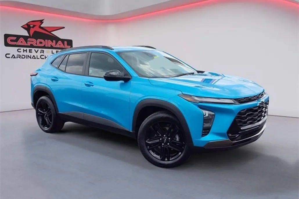 2025 Chevrolet Trax ACTIV photo 1