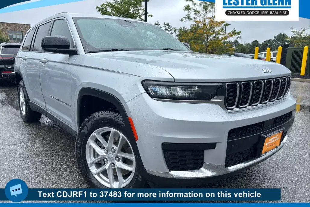 2021 Jeep Grand Cherokee Laredo photo 1