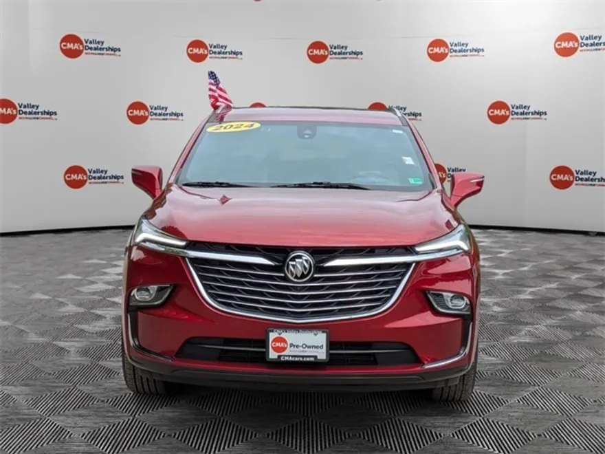 2024 Buick Enclave Premium photo 2