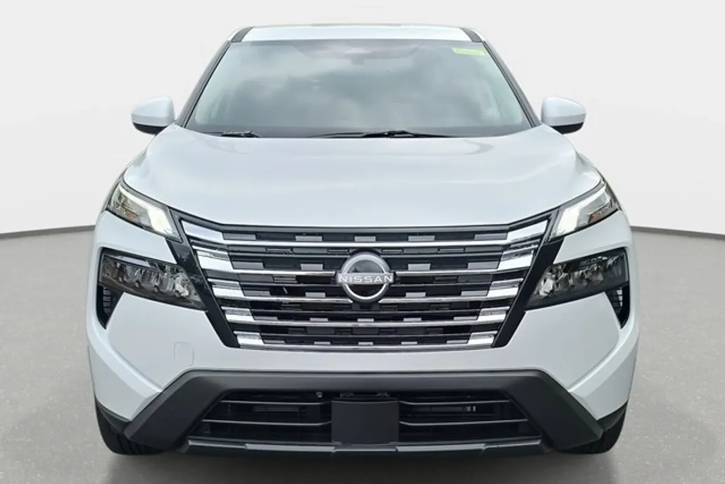 2026 Nissan Rogue SV photo 1