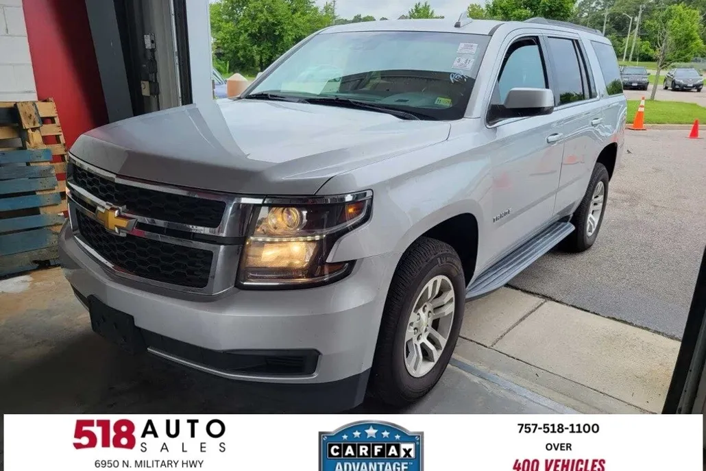 2017 Chevrolet Tahoe LT photo 1