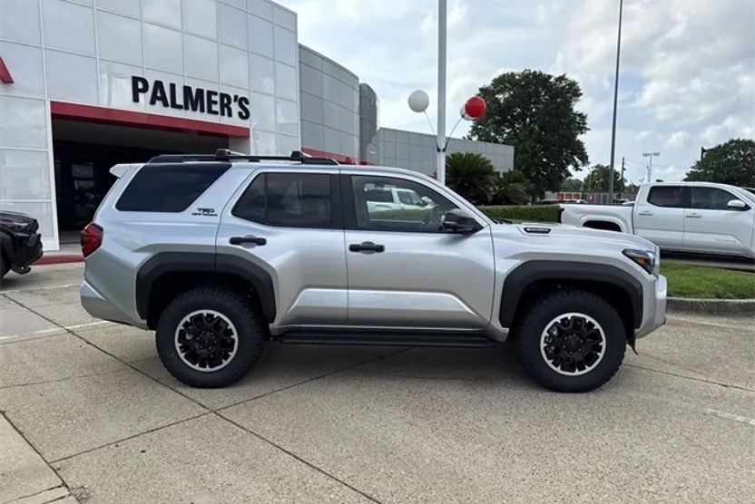 2025 Toyota 4Runner TRD Off-Road Premium photo 1