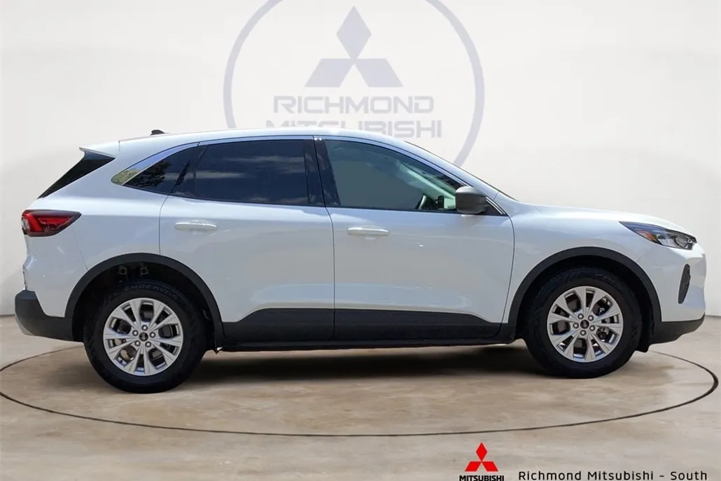 2023 Ford Escape Active photo 1
