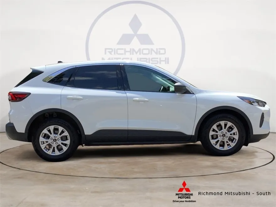 2023 Ford Escape Active photo 1