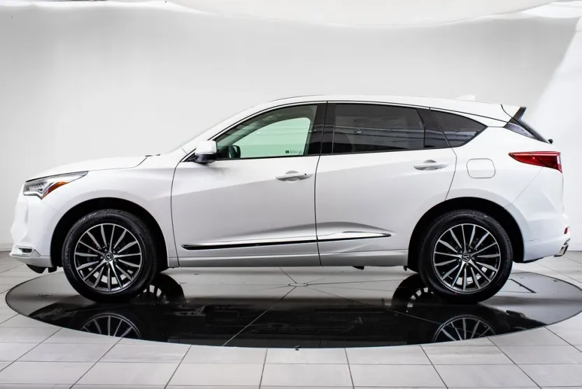 2025 Acura RDX Advance photo 1