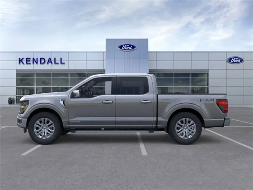 2025 Ford F-150 XLT photo 1