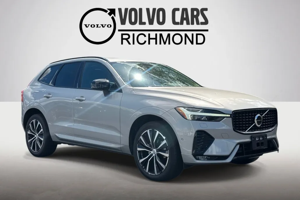 2023 Volvo XC60 B5 Plus photo 1