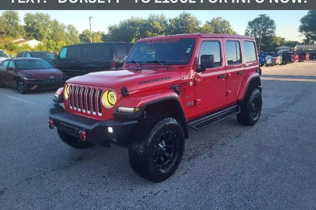 2020 Jeep Wrangler Unlimited Sahara photo 1