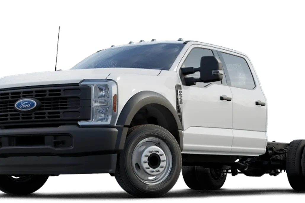 2024 Ford F-550 photo 1