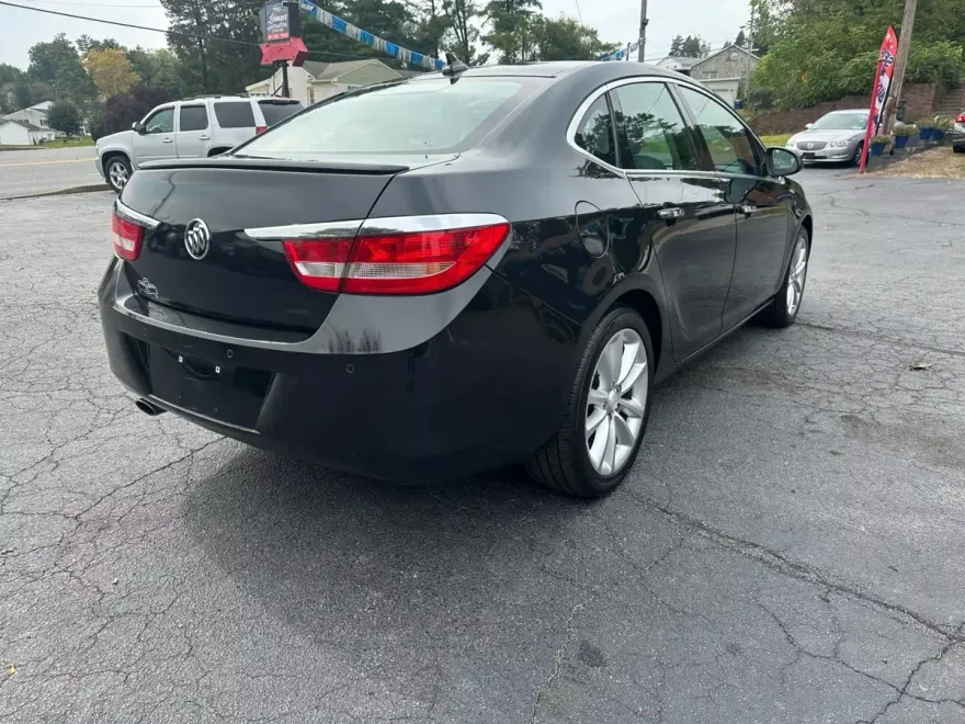 2014 Buick Verano Convenience photo 1