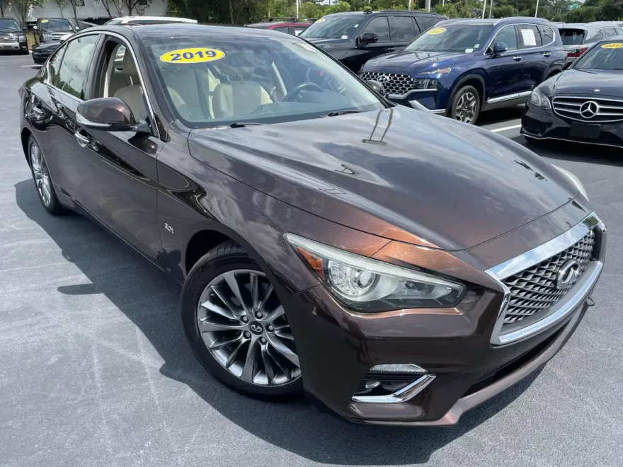 2019 Infiniti Q50 3.0t LUXE photo 1
