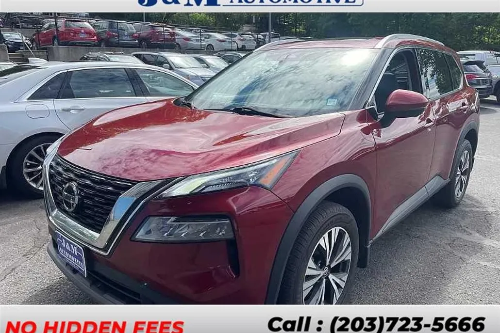 2021 Nissan Rogue SV photo 1