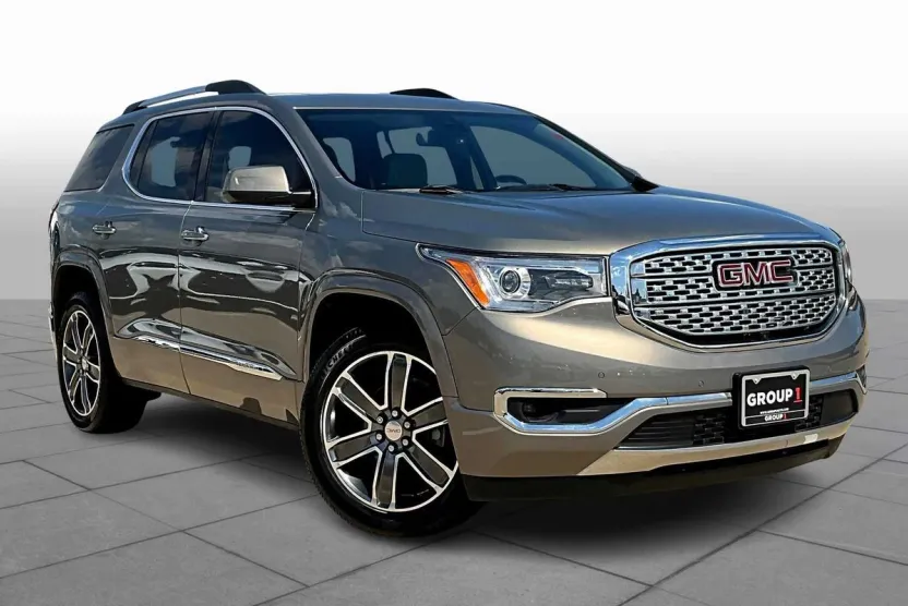 2019 Gmc Acadia Denali photo 1