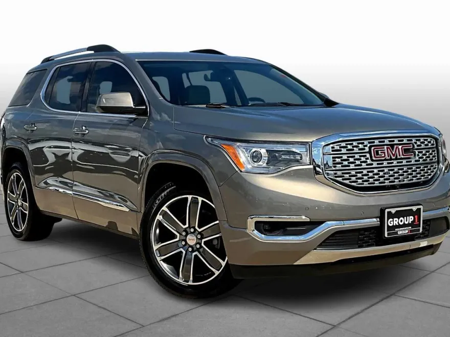 2019 Gmc Acadia Denali photo 1