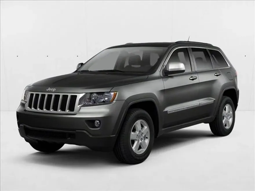 2013 Jeep Grand Cherokee Laredo photo 1