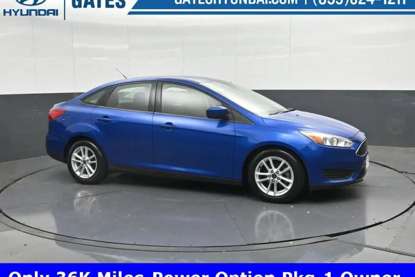 2018 Ford Focus SE photo 1