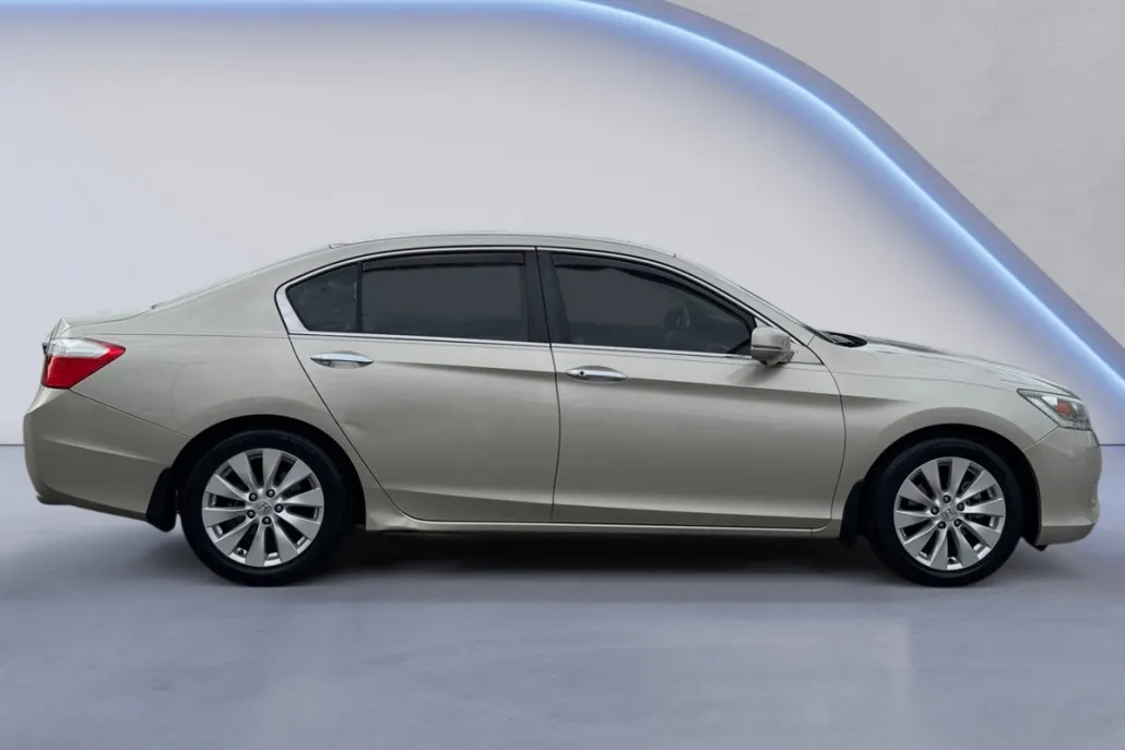 2013 Honda Accord EX photo 1