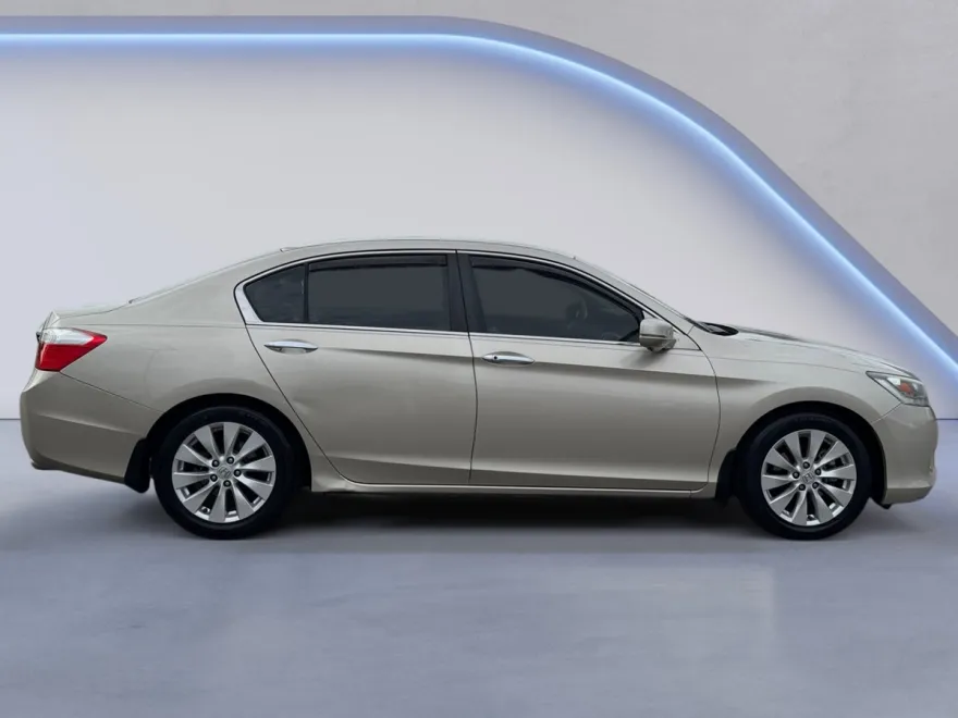 2013 Honda Accord EX photo 1