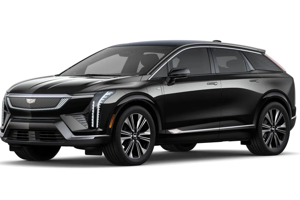 2025 Cadillac Optiq Luxury photo 1