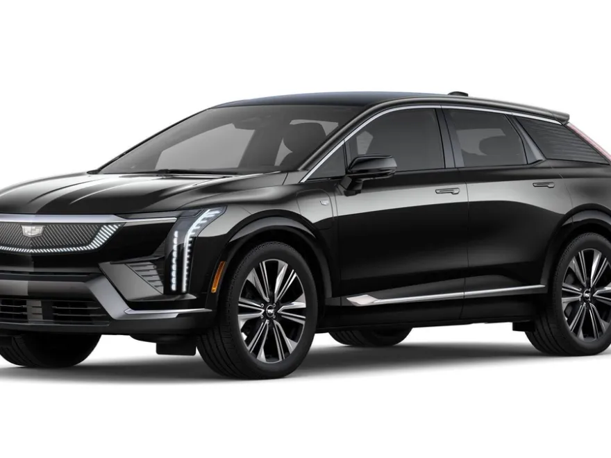 2025 Cadillac Optiq Luxury photo 1