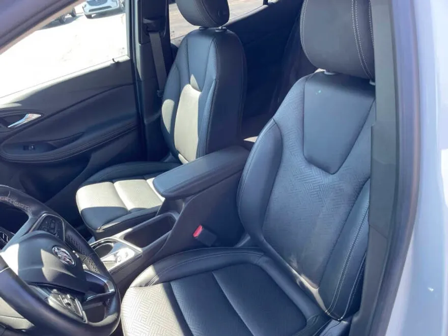2023 Buick Encore GX Essence photo 1