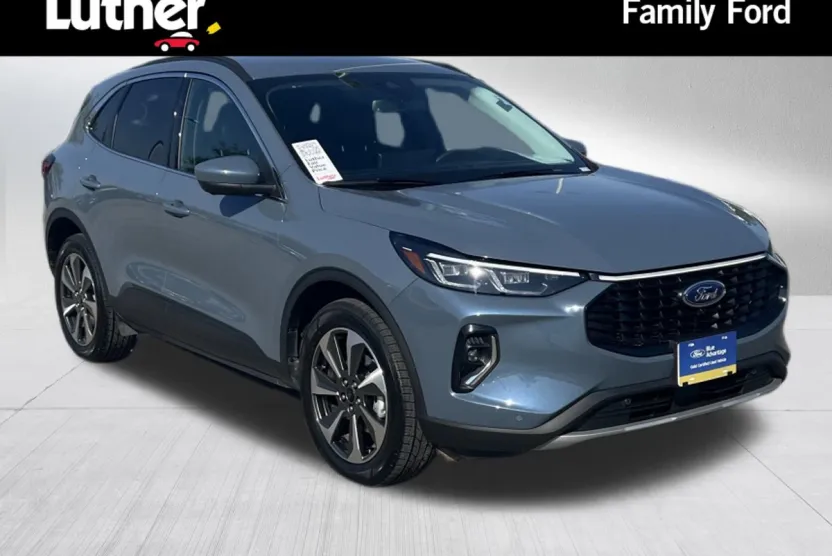 2023 Ford Escape Platinum photo 1