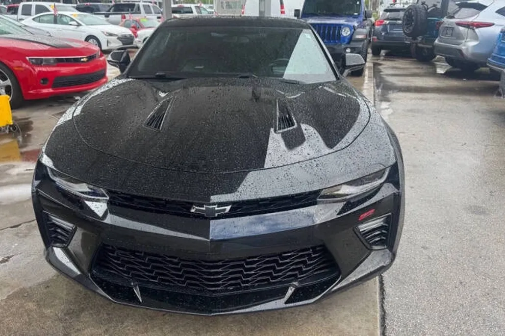 2016 Chevrolet Camaro Coupe 2SS photo 1