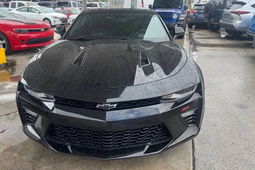 2016 Chevrolet Camaro Coupe 2SS photo 1