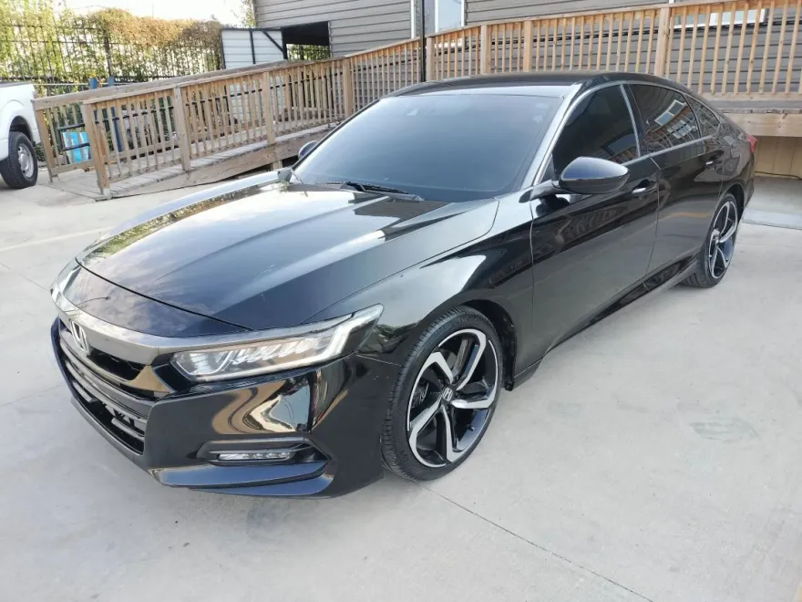 2020 Honda Accord Sport photo 1