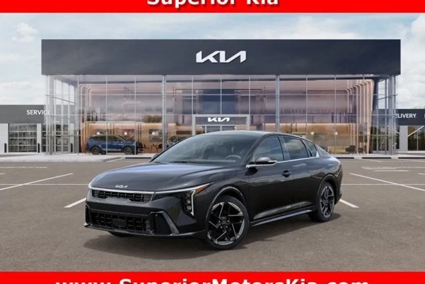 2025 Kia K4 GT-Line photo 1