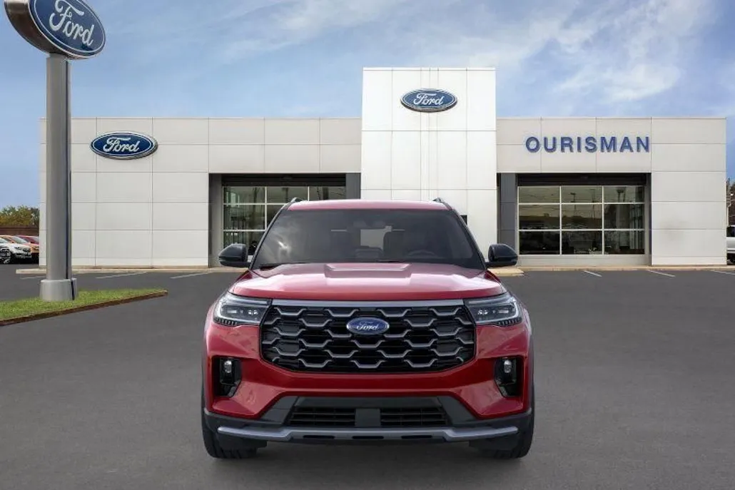 2025 Ford Explorer Platinum photo 1