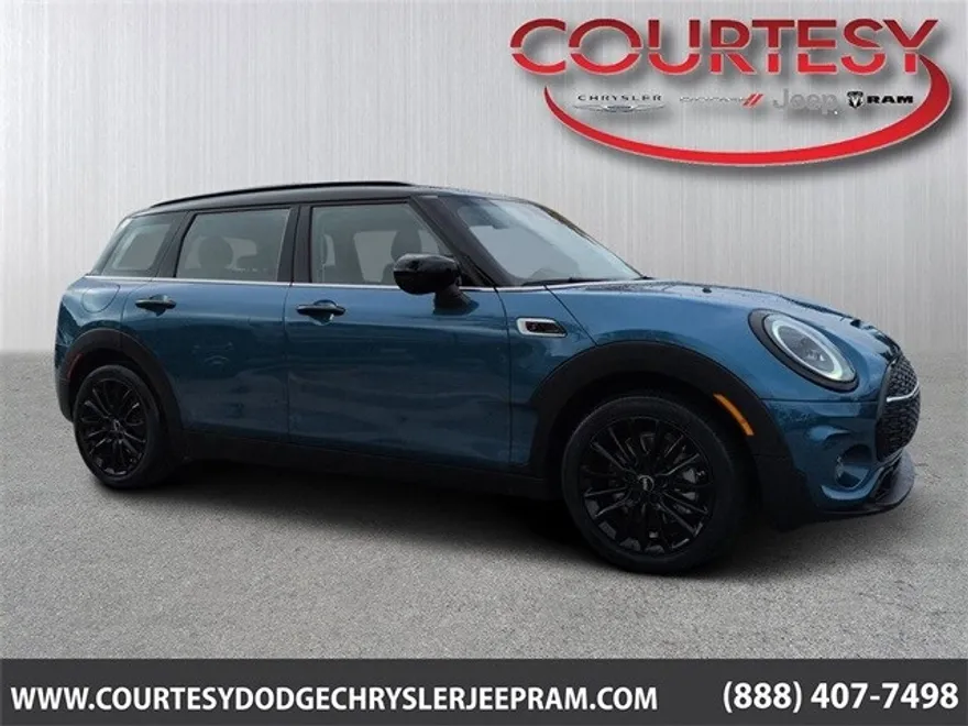 2024 Mini Cooper Base S photo 1