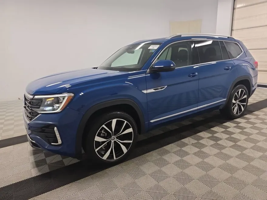 2025 Volkswagen Atlas SEL Premium R-Line photo 1