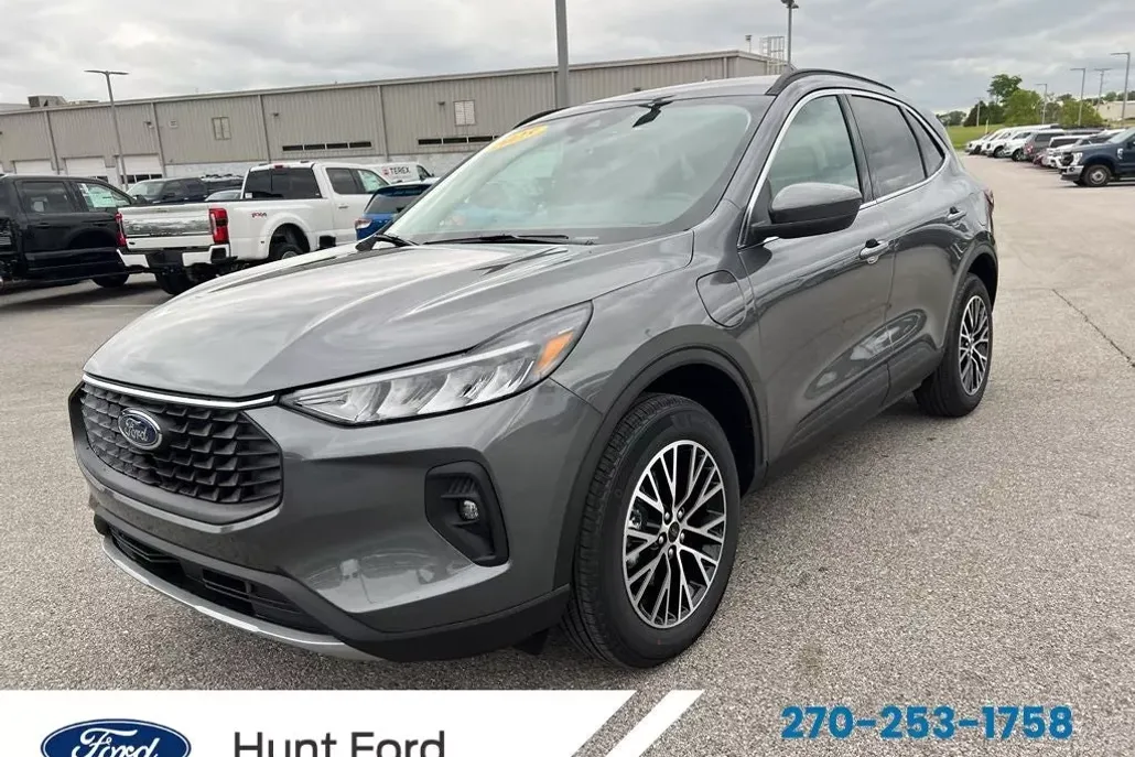 2025 Ford Escape Plug-In Hybrid photo 1