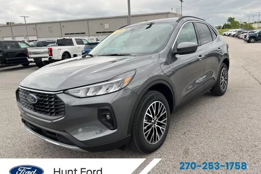 2025 Ford Escape Plug-In Hybrid photo 1