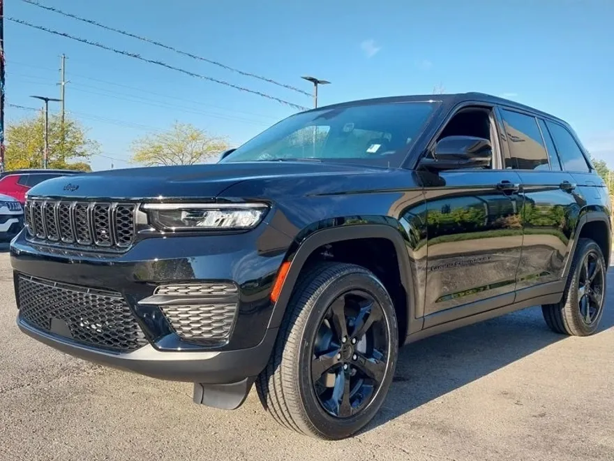 2025 Jeep Grand Cherokee Altitude X photo 1