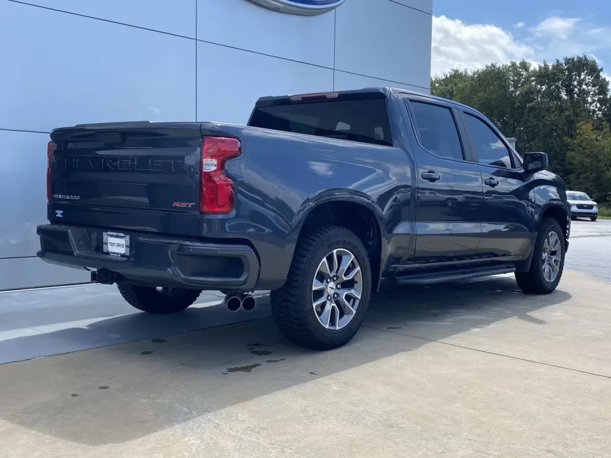 2022 Chevrolet Silverado 1500 RST photo 1