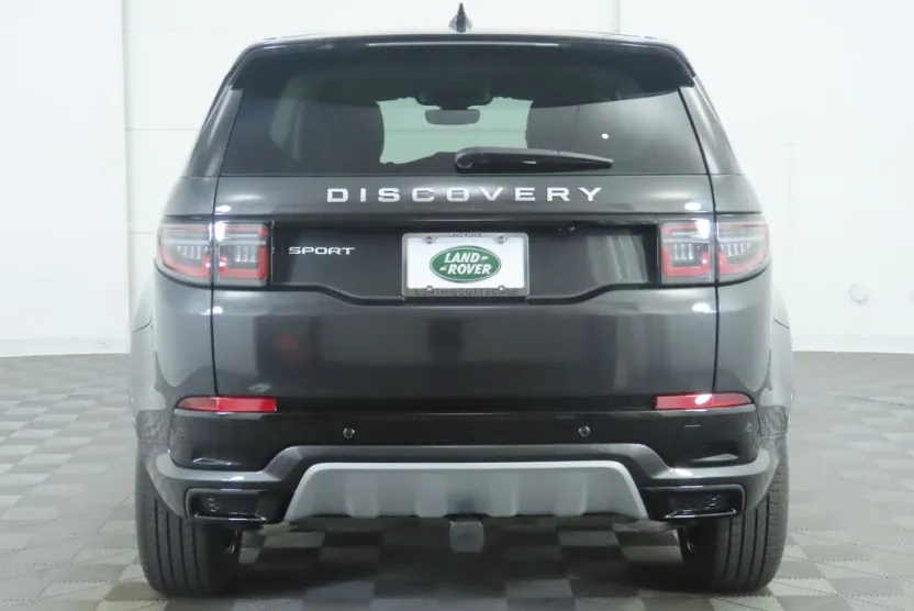 2025 Land Rover Discovery Sport S photo 1