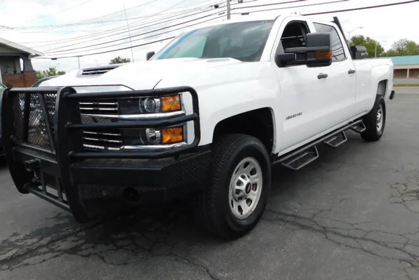 2018 Chevrolet Silverado Work Truck LS Base photo 1