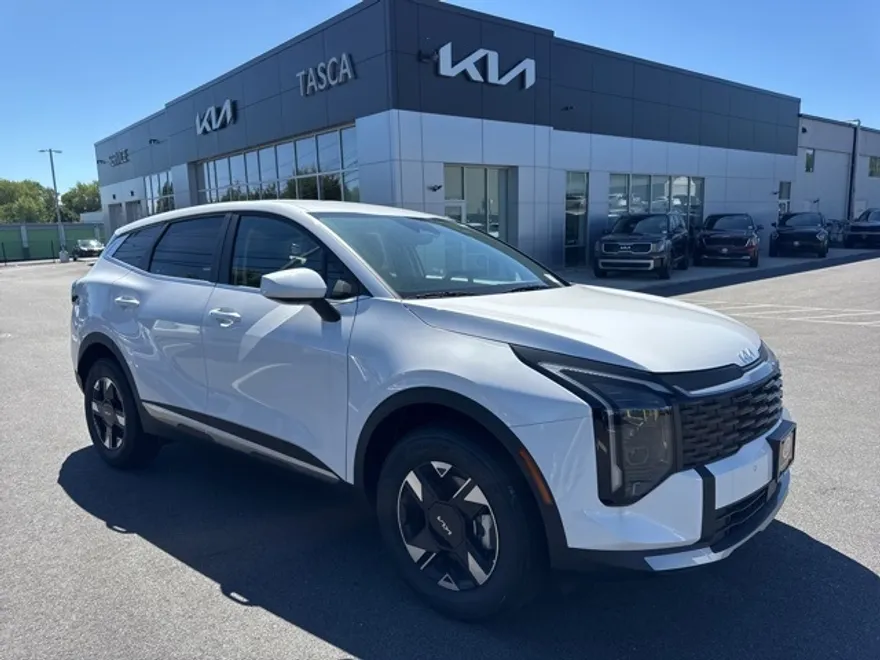 2026 Kia Sportage LX photo 1