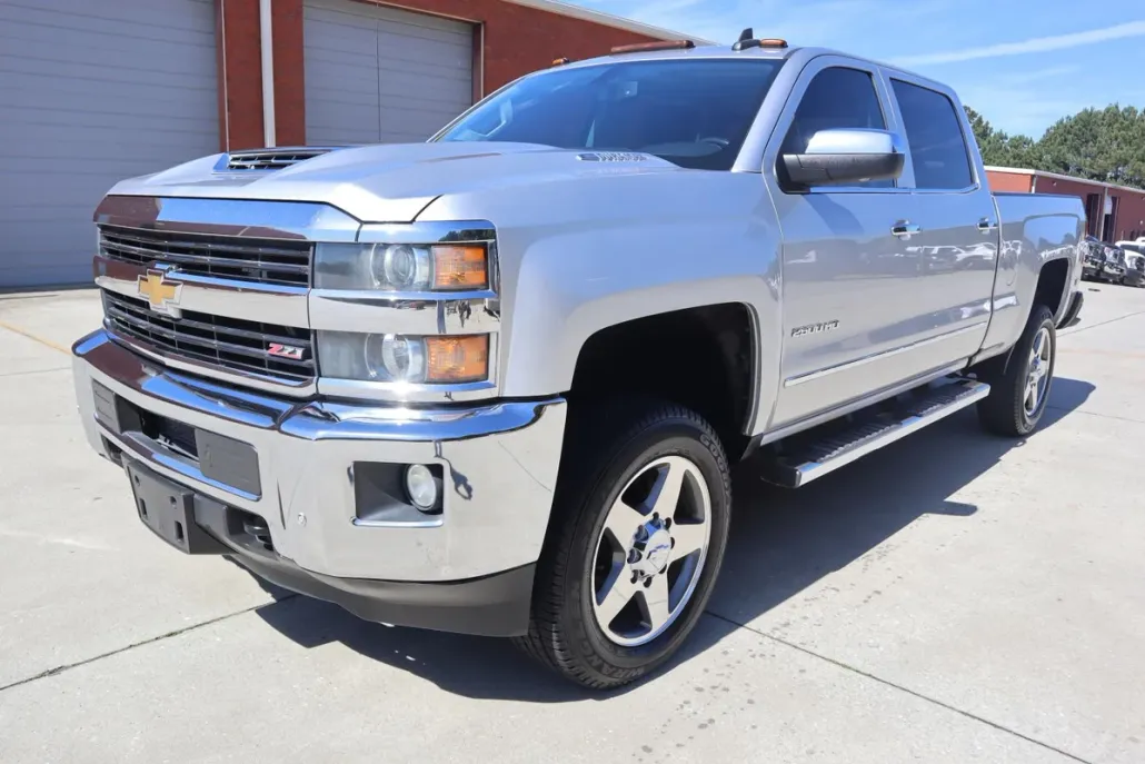 2017 Chevrolet Silverado 2500HD LTZ photo 1