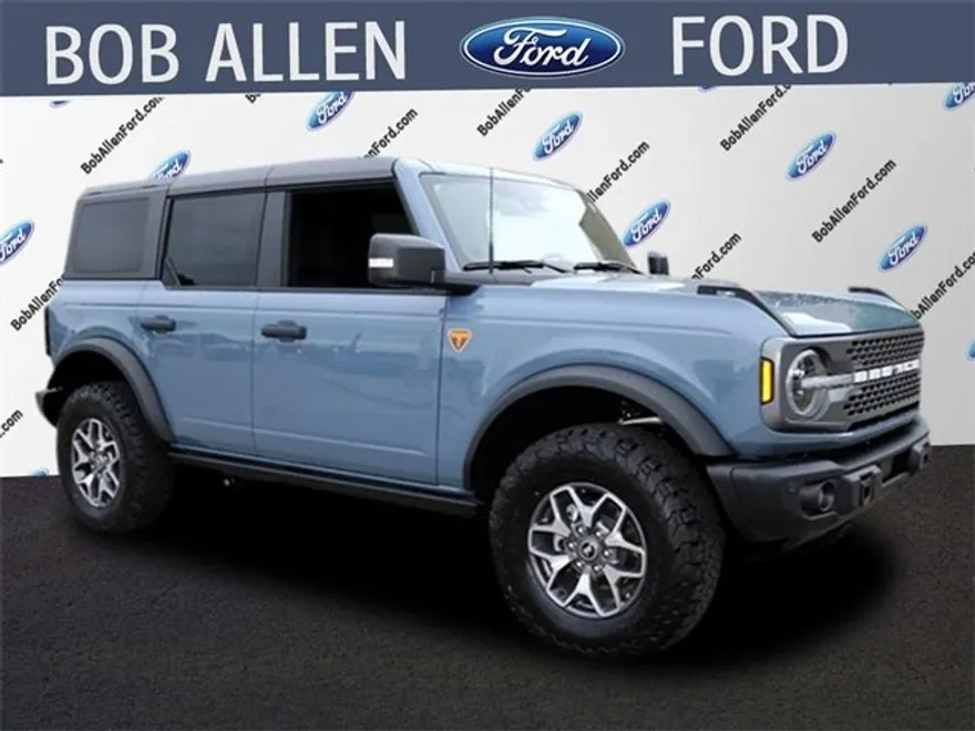 2025 Ford Bronco Badlands photo 1