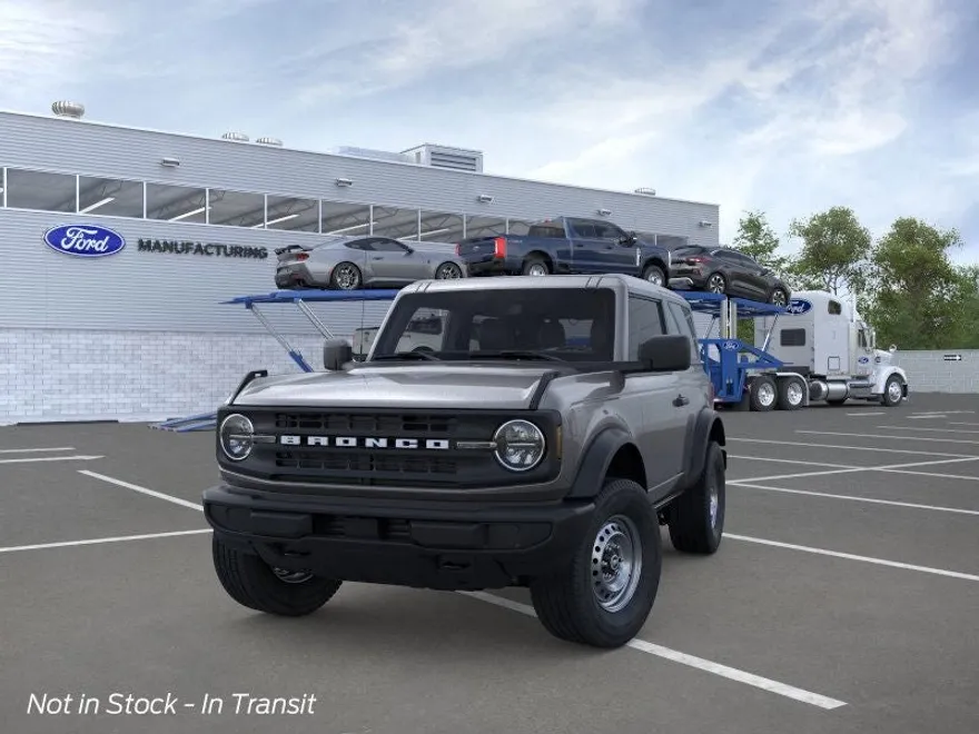 2025 Ford Bronco Base photo 1