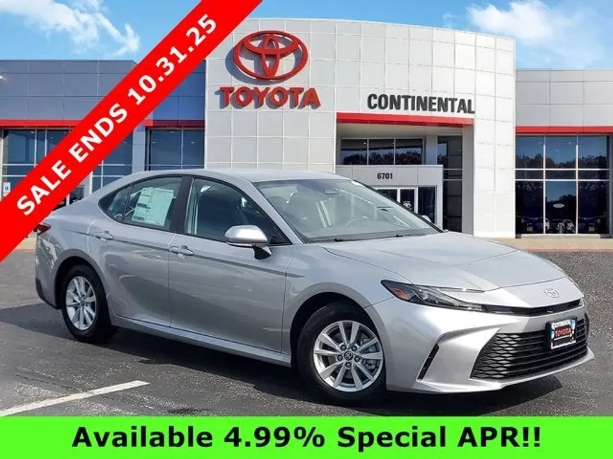 2026 Toyota Camry LE photo 1