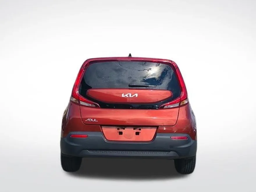 2022 Kia Soul LX photo 1
