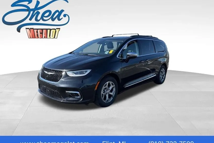 2023 Chrysler Pacifica Limited photo 1