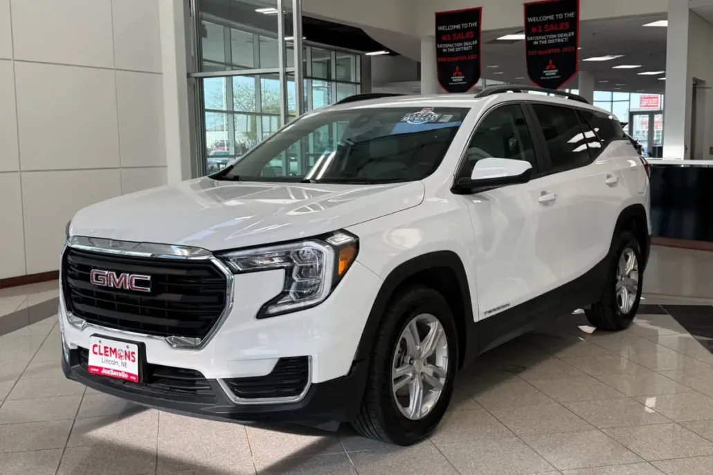 2023 Gmc Terrain SLE photo 1
