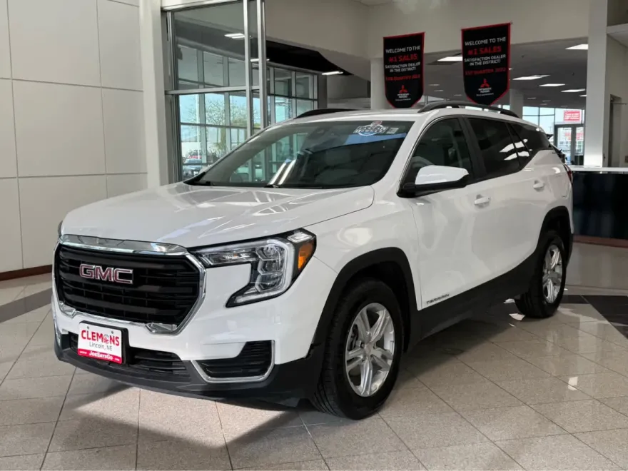 2023 Gmc Terrain SLE photo 1