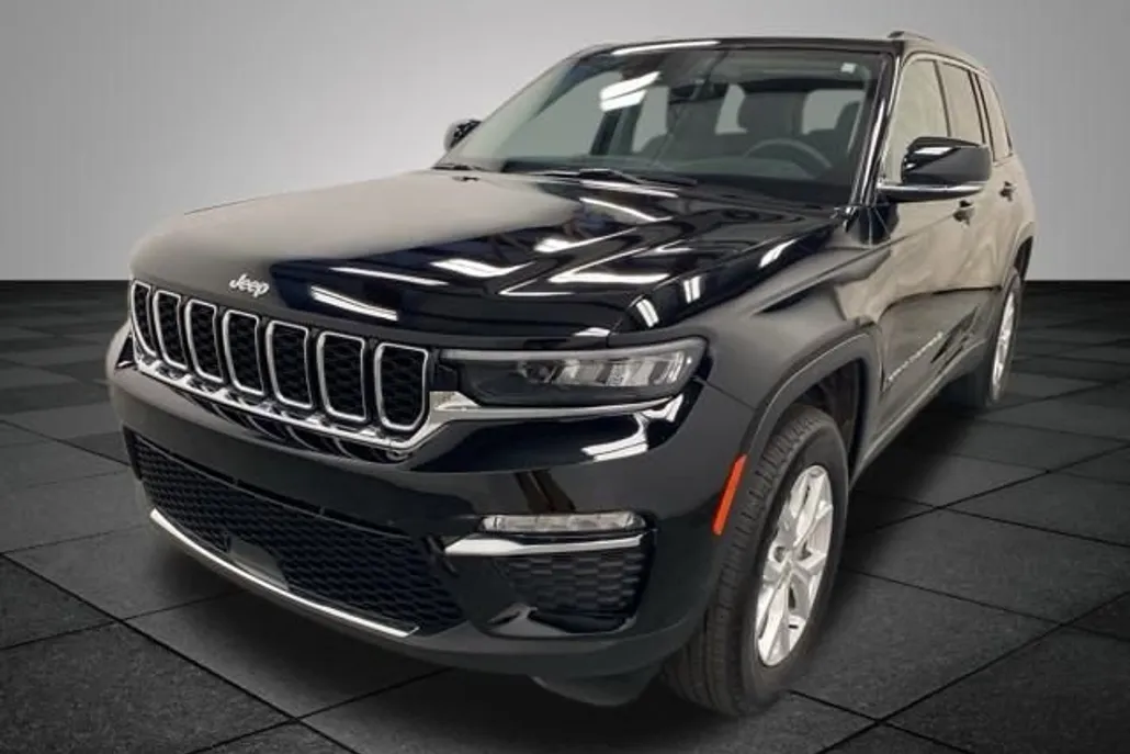 2024 Jeep Grand Cherokee Limited photo 1
