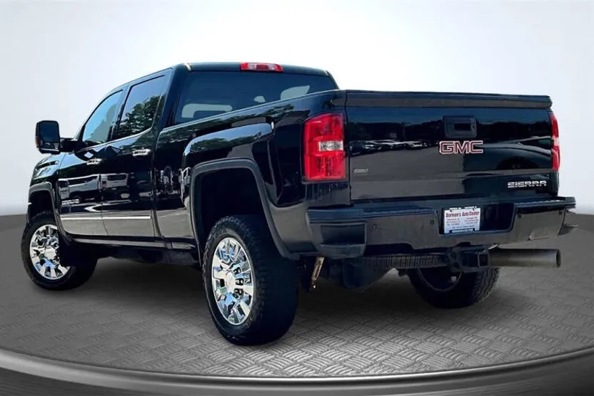 2019 Gmc Sierra HD Denali photo 1